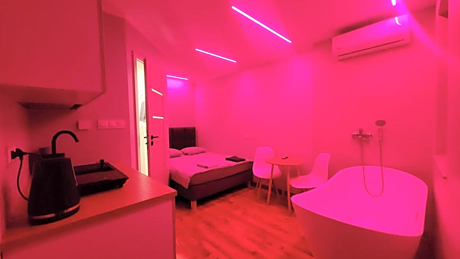 Wrzosowe Wzgórze 5 - Studia i Apartamenty