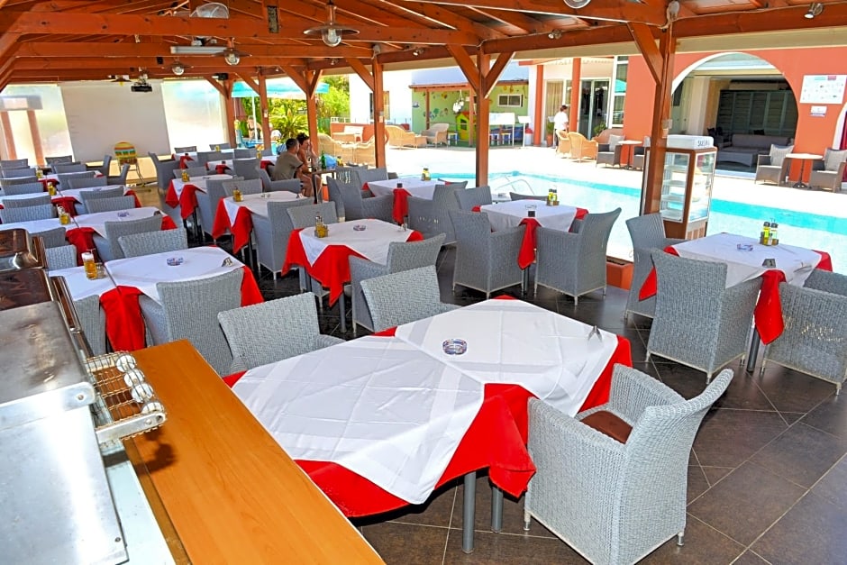 Panorama Hotel and Apartments