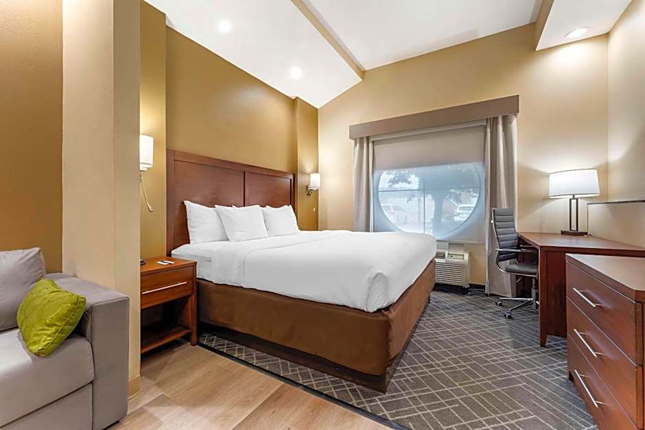 Comfort Suites Monaca