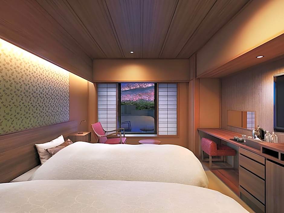 THE SHIROYAMA TERRACE TSUYAMA VILLA