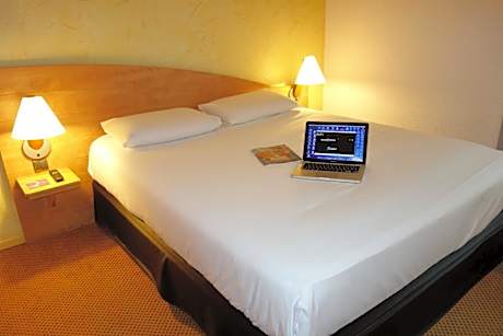 Standard One Double Bed