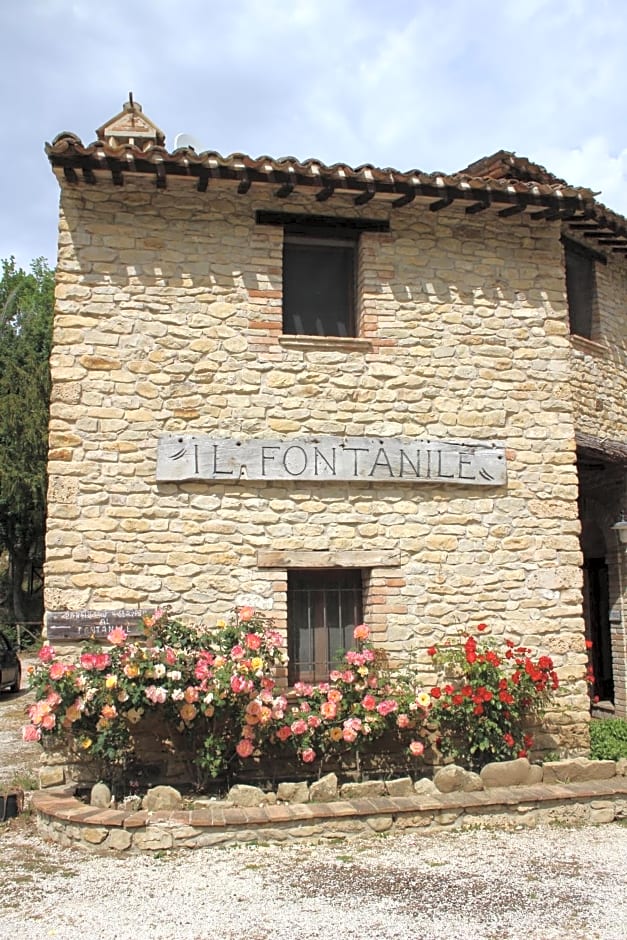 Casale Fontanile Bed and Breakfast