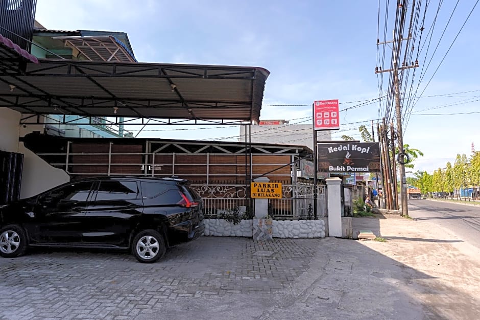 RedDoorz @ Simpang Pemda Medan