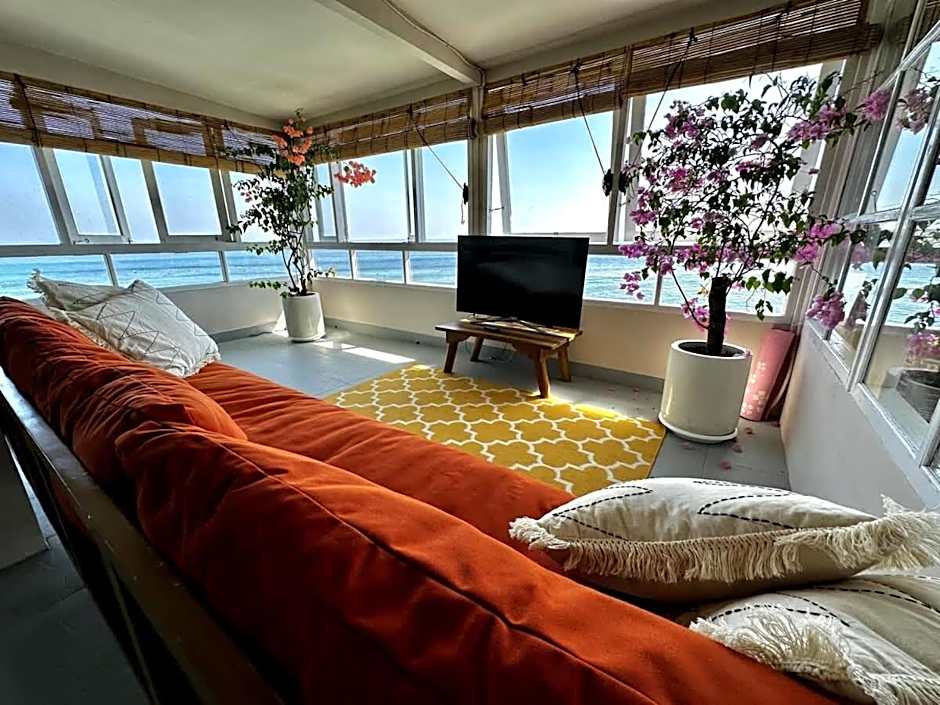 Beach front villa , All Mare 2