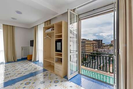 Napolit'amo Hotel Medina