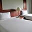 At Ayutthaya Hotel