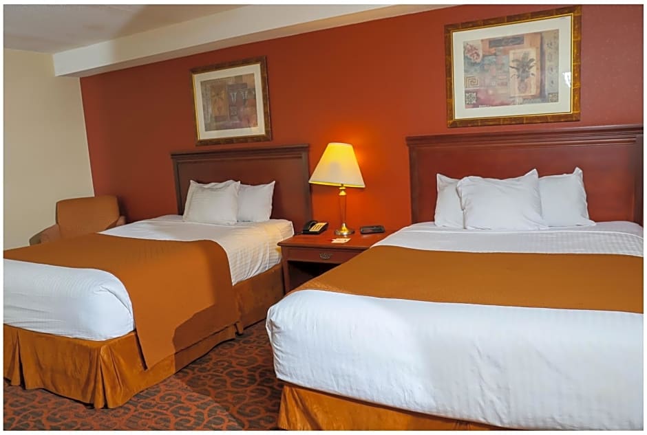 Ramada by Wyndham Niagara Falls/Fallsview