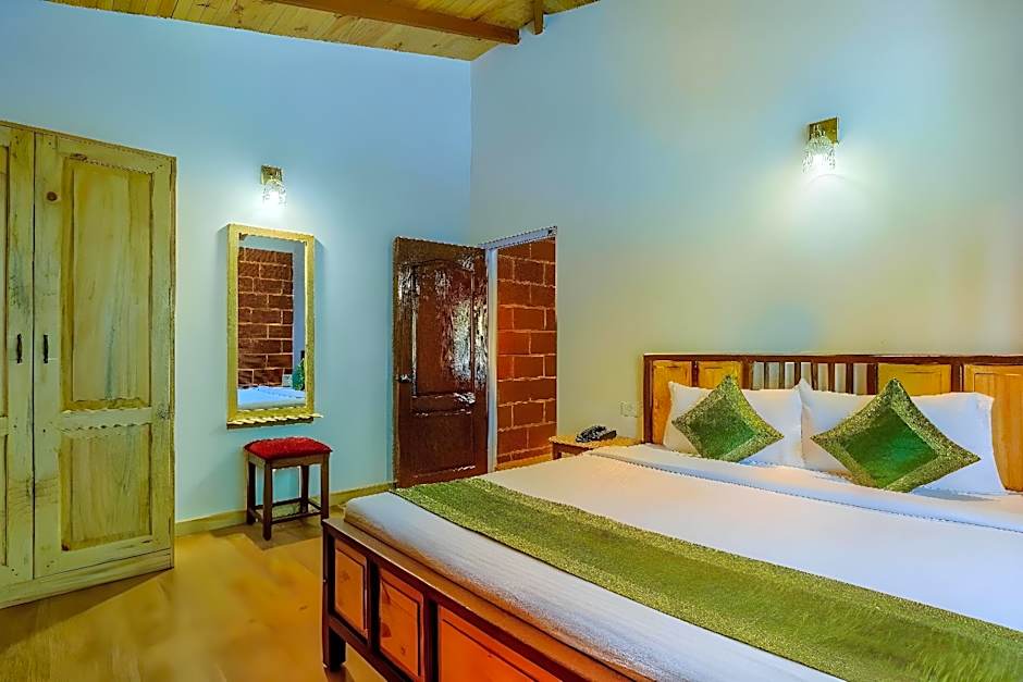 Altius Nest Hotel
