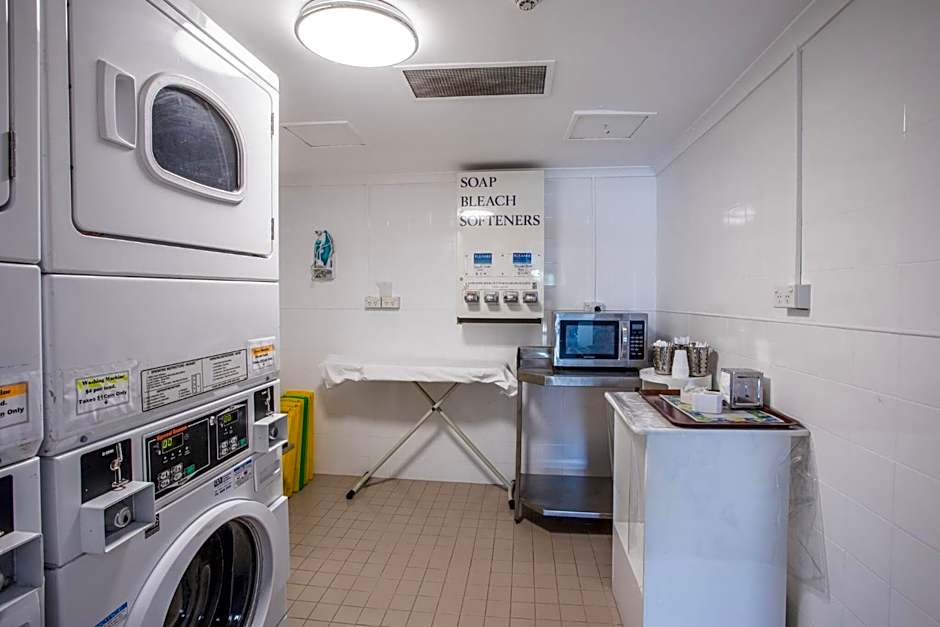 Arena Hotel (formerly Sleep Express Motel)