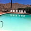 Hilltop Inn & Suites