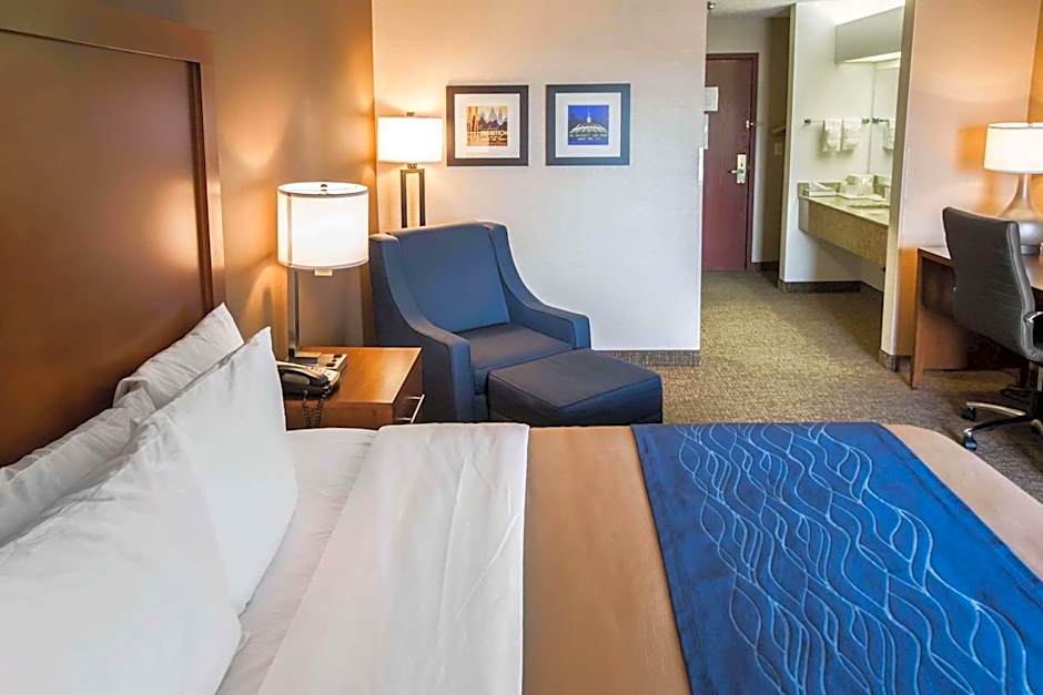 Comfort Inn Crystal Lake