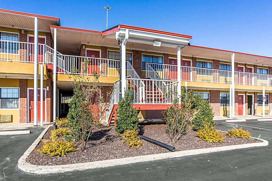 Rodeway Inn & Suites Smyrna