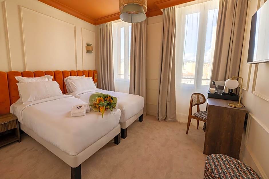 Hotel Ambassador, completely renovated
