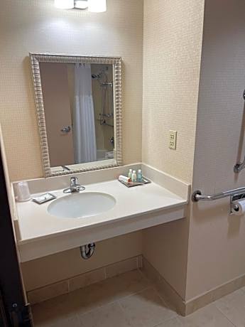 King Room with Tub - Disability Access/Non Smoking