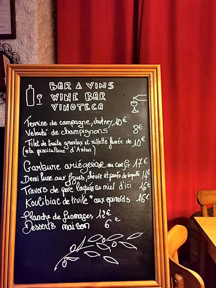 Logis Hotel Restaurant LA BARGUILLERE