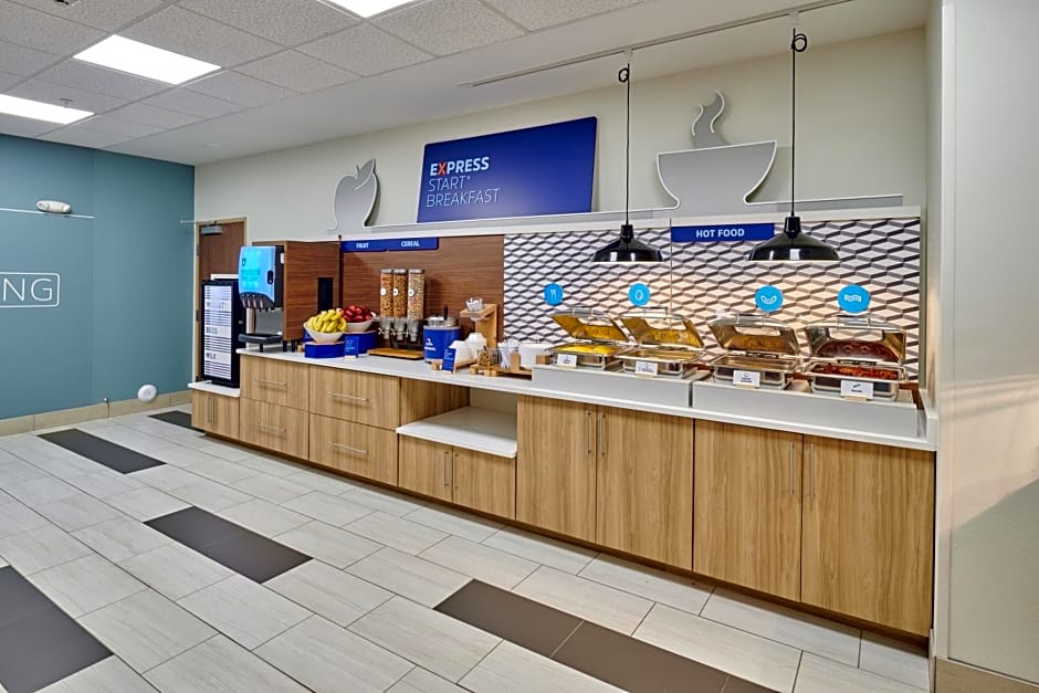 Holiday Inn Express and Suites El Paso East By IHG