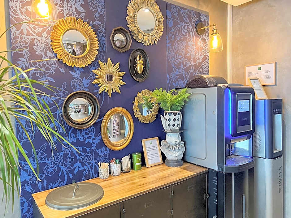 Ibis Styles Paris Tolbiac Bibliotheque