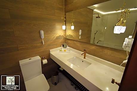 Apartment with Panoramic Sea View (2 Adults + 1 Child)