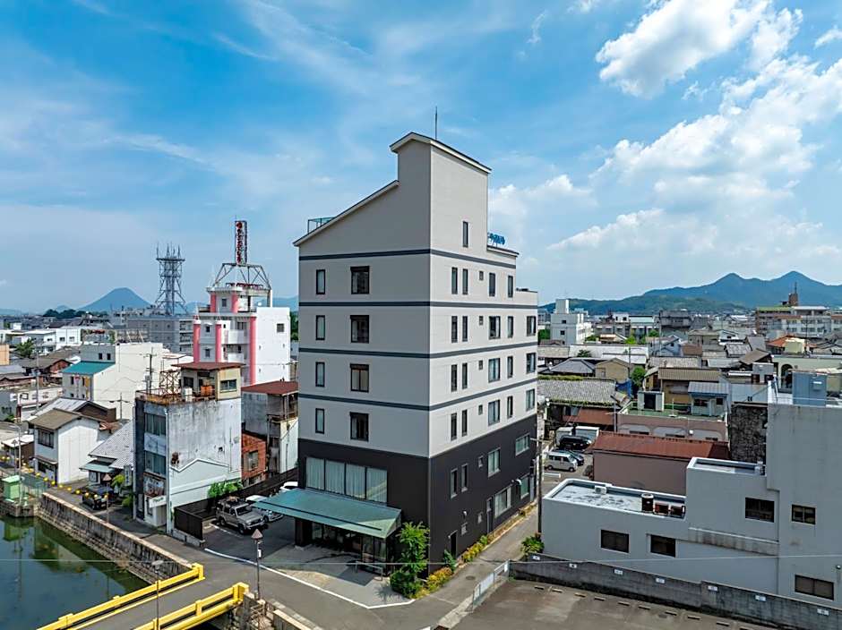Kotohira River Side Hotel