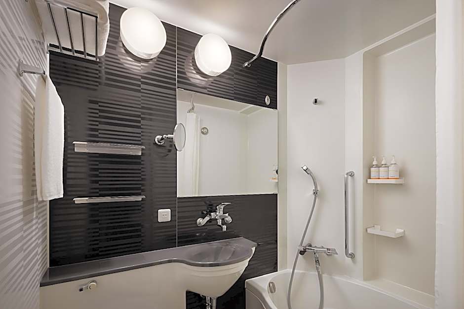 Four Points Flex by Sheraton Yokohama West