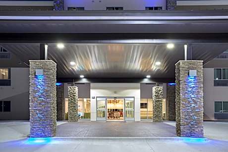 Holiday Inn Express & Suites Lincoln I - 80 By IHG