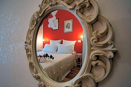 Double Room with Private Internal Bathroom