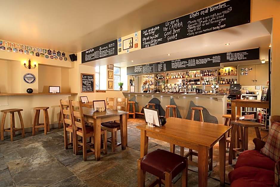 Tweedies Bar and Lodge