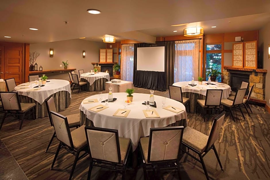Willows Lodge