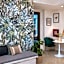 Lunar Hotel Modern Boutique