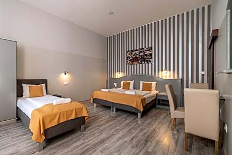 Double Room with Extra Bed (3 Adults)