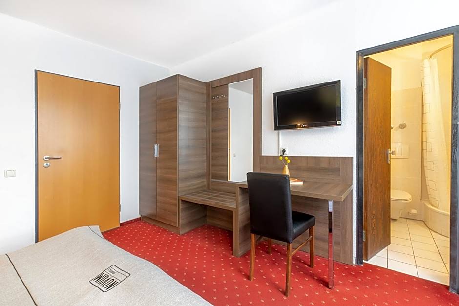 Hotel Leonet