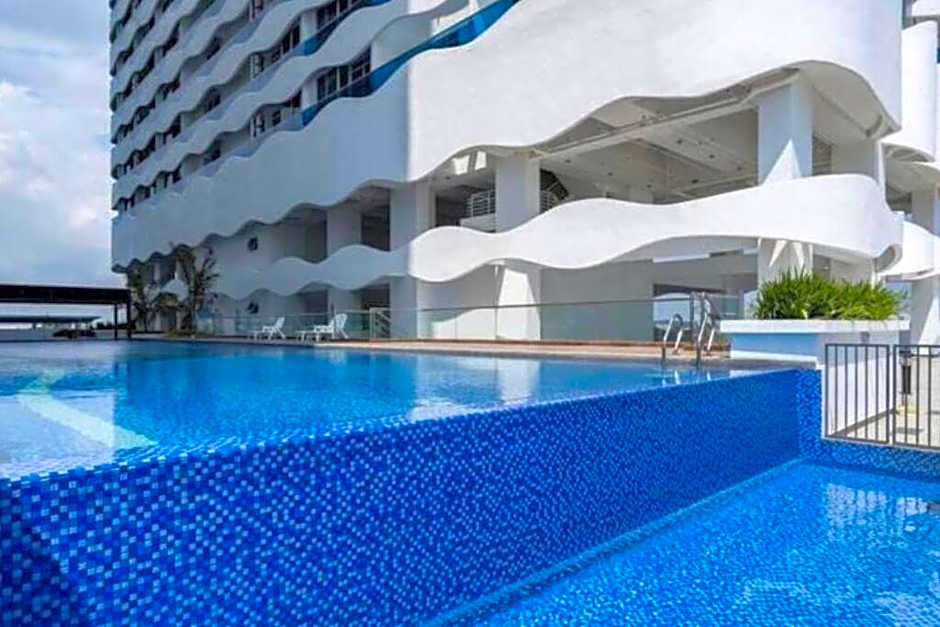 The Wave Kota Laksamana -Halal Friendly