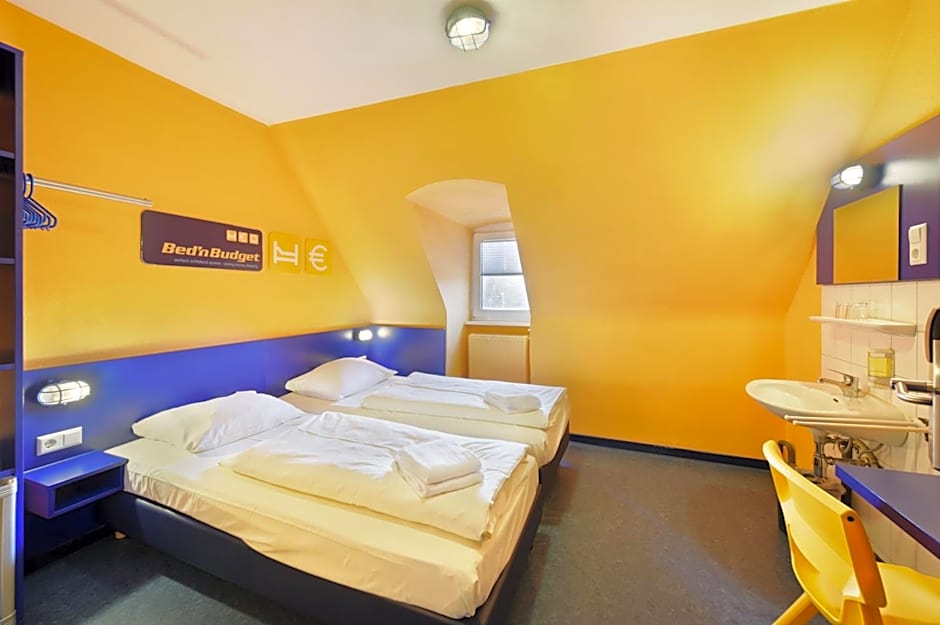 Bed'nBudget Expo-Hostel Rooms