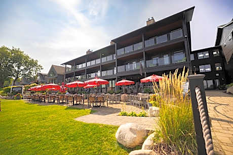 Quarterdeck Resort