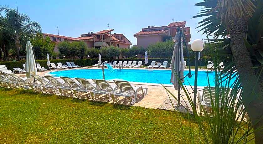 Park Village Hotel