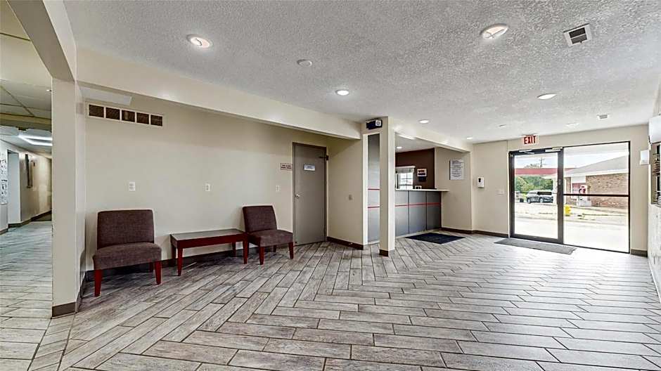 Red Lion Inn & Suites Olathe Kansas City