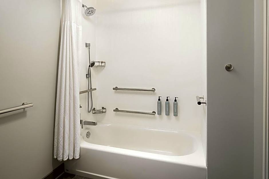 Courtyard by Marriott Long Beach Downtown