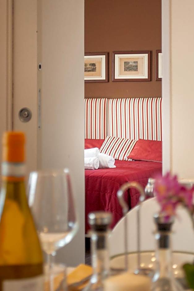 Marbela Apartments & Suites