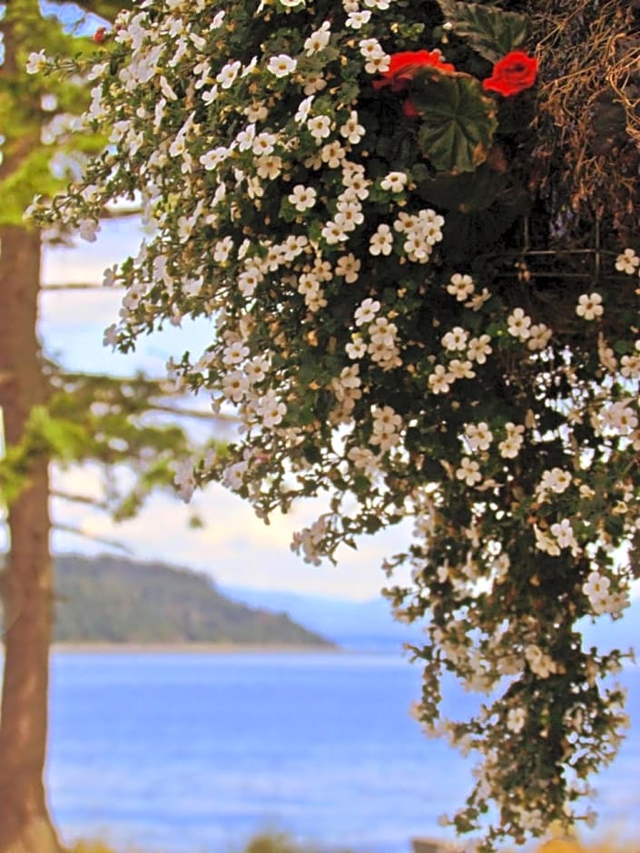 Heron's Landing Hotel