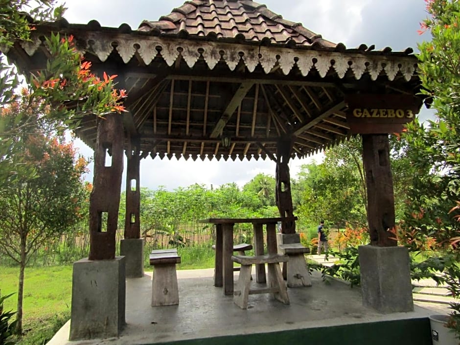 Balkondes Bumiharjo (Kampung Dolanan)