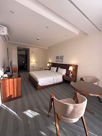 North paradise hotel