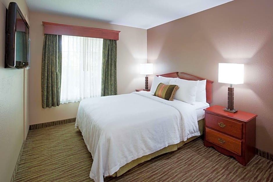 Grandstay Residential Suites Hotel Faribault