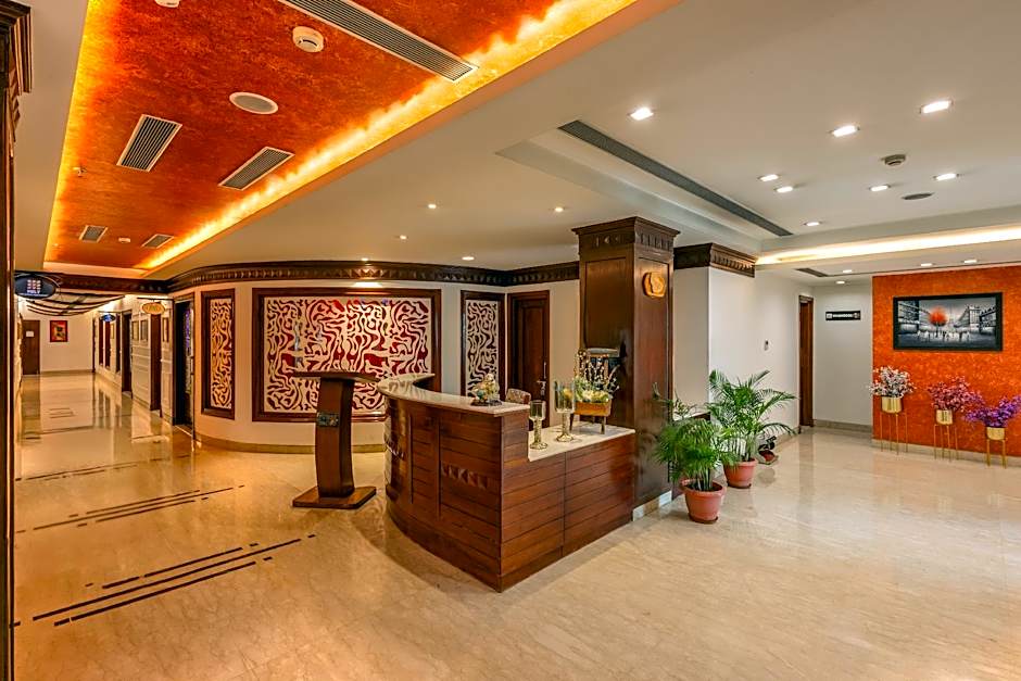 Hotel Saffron Leaf
