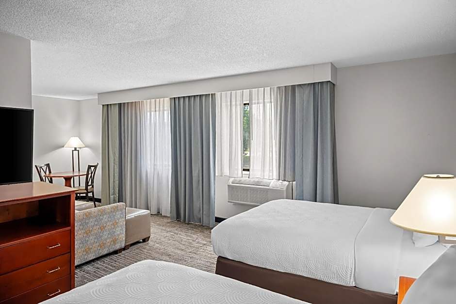 Country Inn & Suites By Radisson, Muskegon, MI