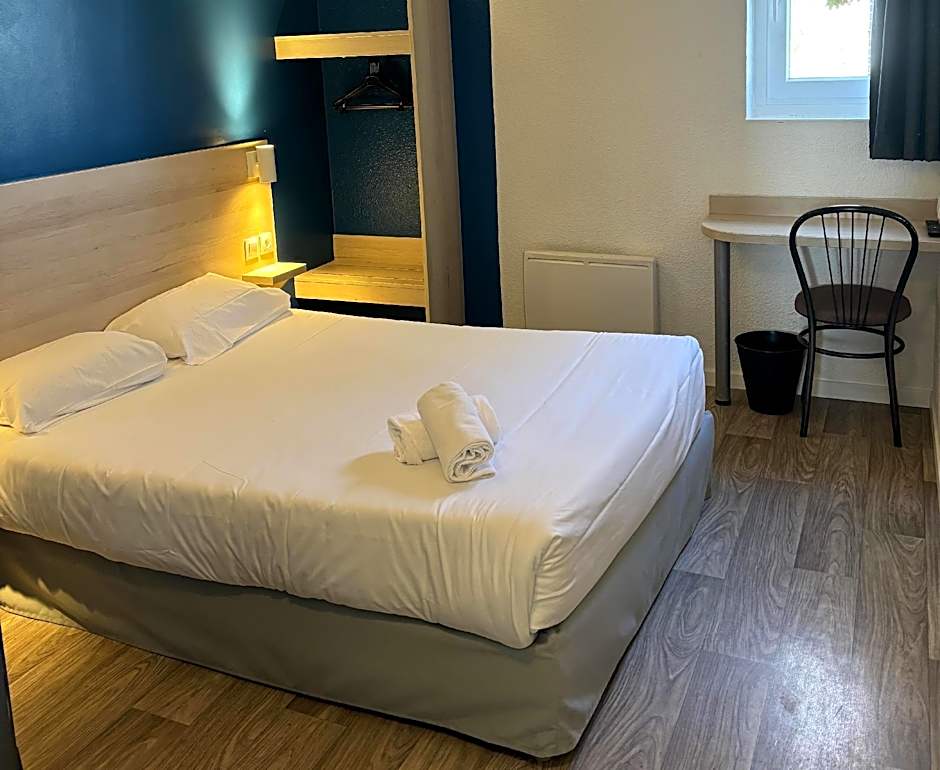 Kyriad Direct Dreux