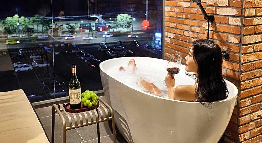 Pohang Brown Dot Terrace Pohang Terminal branch