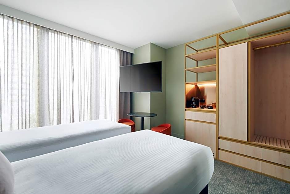 Quincy Hotel Melbourne