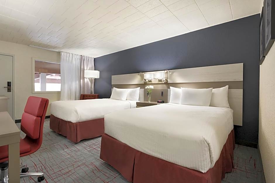 Ramada by Wyndham Beaver Falls