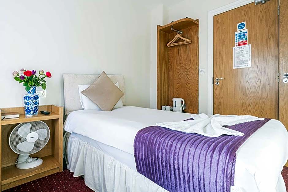 Lancaster Court Hotel