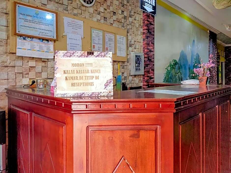 Hotel Fikry Toli Toli